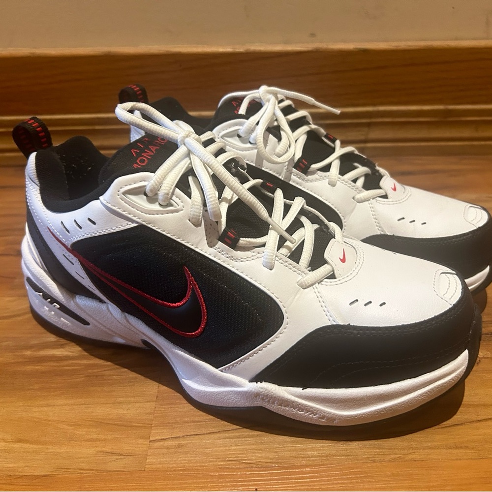Certified Dad Shoes Nike Air Monarch IV Running Shoes Mens 10.5 Corvette Owner
